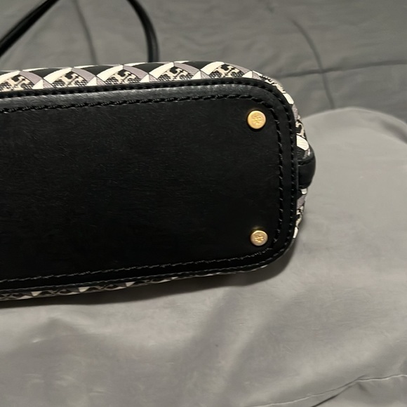 Tory Burch Tote - Picture 7 of 12